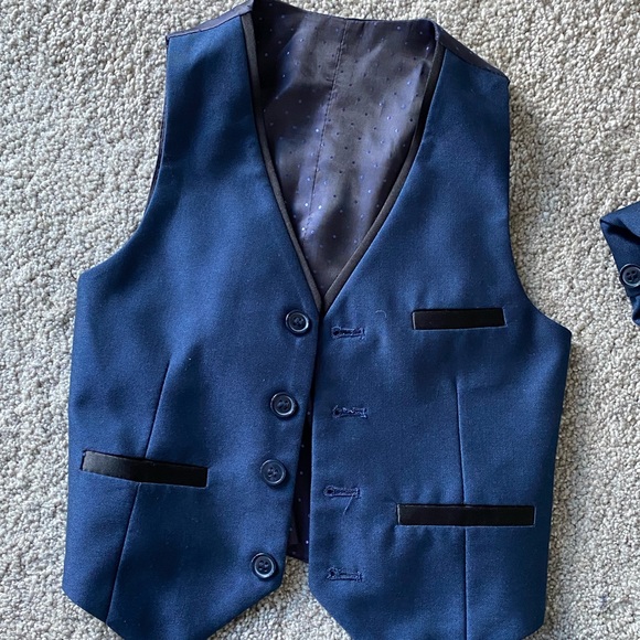 Kids Size 4 Suit Blue - Picture 3 of 6